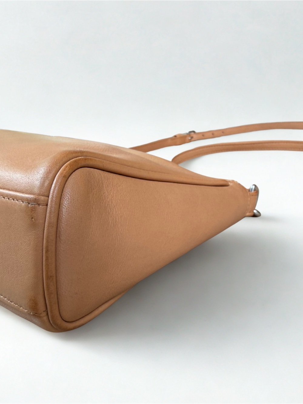 Coach Tan Leather Crossbody Shoulder Bag 9818 - Picture 7 of 10